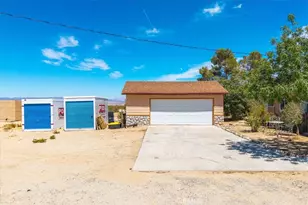 3633 Bluegrass, 29 Palms MCB, CA 92277 - Photo 9