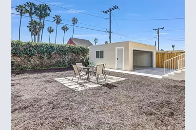 5738 S Mullen Avenue, Los Angeles, CA 90043 - Photo 31