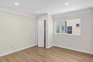5738 S Mullen Ave, Los Angeles, CA 90043 - Photo 21