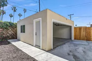 5738 S Mullen Ave, Los Angeles, CA 90043 - Photo 29
