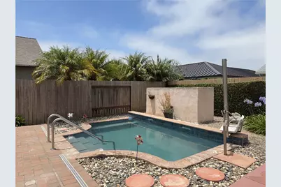 21081 White Horse Ln, Huntington Beach, CA 92646 - Photo 31