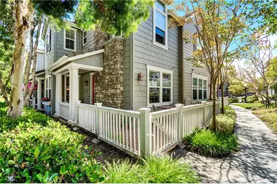 183 Sklar, Ladera Ranch, CA 92694 - Photo 3