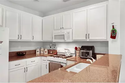 183 Sklar, Ladera Ranch, CA 92694 - Photo 5