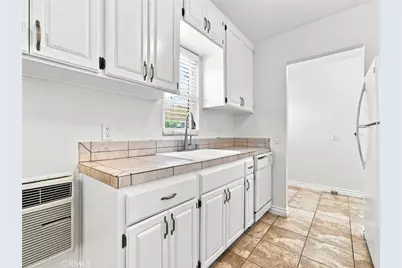 1156 W Avenue J7, Lancaster, CA 93534 - Photo 9