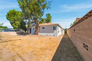 1156 W Ave J7, Lancaster, CA 93534 - Photo 23