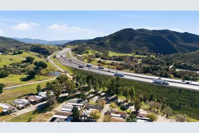 36200 Paradise Ranch #87, Castaic, CA 91384 - Photo 3