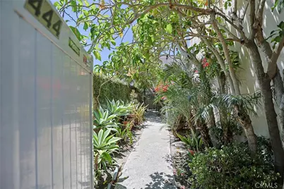 444 Bryson Springs, Costa Mesa, CA 92627 - Photo 3