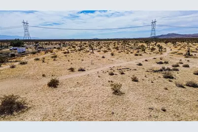 9690 Barcelona Avenue, Adelanto, CA 92301 - Photo 37