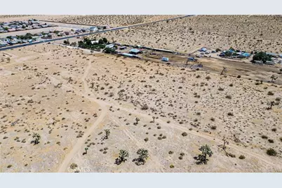 9690 Barcelona Avenue, Adelanto, CA 92301 - Photo 17