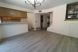10125 De Soto, Chatsworth, CA 91311 - Photo 5