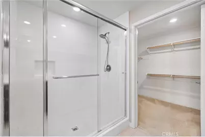111 Bowery, Irvine, CA 92612 - Photo 11