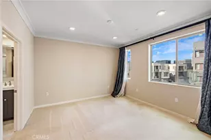 111 Bowery, Irvine, CA 92612 - Photo 9