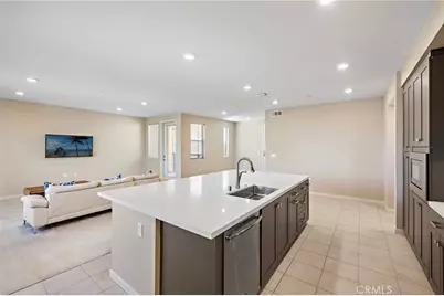 111 Bowery, Irvine, CA 92612 - Photo 5