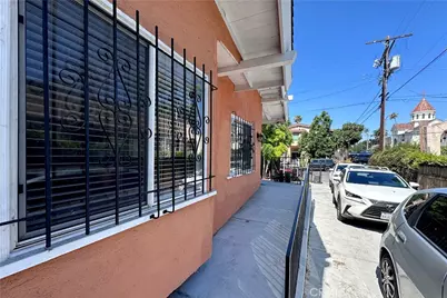 1558 N Kenmore, Los Angeles, CA 90027 - Photo 7