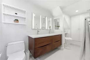17982 Dellglen Cir, Huntington Beach, CA 92647 - Photo 21