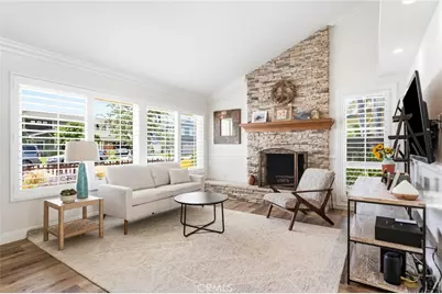 17982 Dellglen Circle, Huntington Beach, CA 92647 - Photo 5