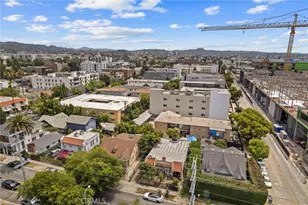 1154 N Wilton, Los Angeles, CA 90038 - Photo 27