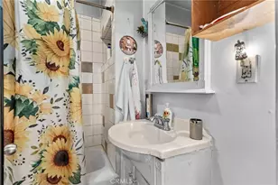 1154 N Wilton, Los Angeles, CA 90038 - Photo 7