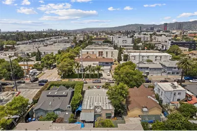 1154 N Wilton, Los Angeles, CA 90038 - Photo 31