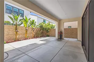 370 Sawbuck, Irvine, CA 92618 - Photo 21