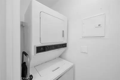 290 Villa Point Drive, Newport Beach, CA 92660 - Photo 17