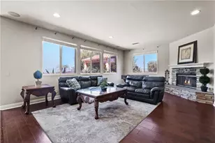 1055 Lowry Ranch, Corona, CA 92881 - Photo 19
