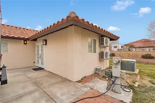 11615 Wedgewood Dr, Apple Valley, CA 92308 - Photo 25
