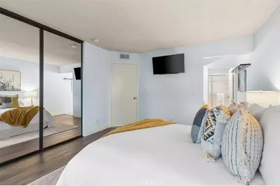 6604 Clybourn #29, Los Angeles, CA 91606 - Photo 9