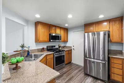 6604 Clybourn #29, Los Angeles, CA 91606 - Photo 13
