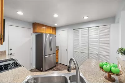 6604 Clybourn #29, Los Angeles, CA 91606 - Photo 15
