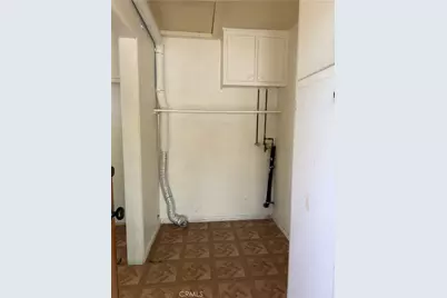 323 Elm, Inglewood, CA 90301 - Photo 13