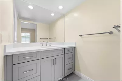 6051 Broadstone Circle, Huntington Beach, CA 92648 - Photo 51
