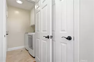 6051 Broadstone Cir, Huntington Beach, CA 92648 - Photo 35