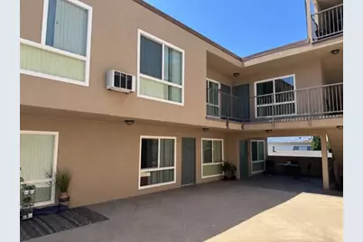 528 E Verdugo, Burbank, CA 91501 - Photo 3