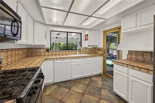 26682 Aracena Dr, Mission Viejo, CA 92691 - Photo 13