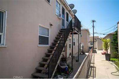 927 Belmont Avenue, Long Beach, CA 90804 - Photo 9
