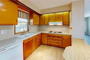 19361 Brookhurst Street, Huntington Beach, CA 92646 - Photo 39