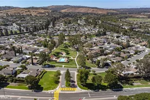 4981 Paseo Segovia, Irvine, CA 92603 - Photo 45