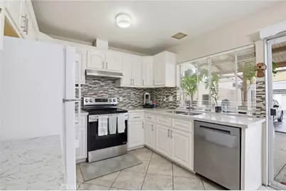 2971 Bradford #D, Santa Ana, CA 92707 - Photo 11