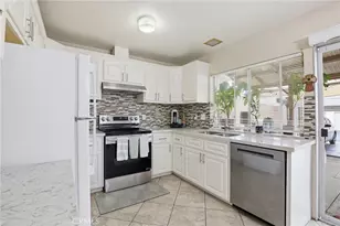 2971 Bradford, Santa Ana, CA 92707 - Photo 11
