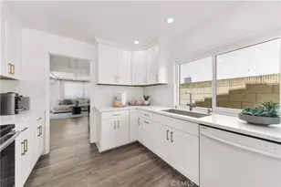 13791 Solitaire, Irvine, CA 92620 - Photo 11