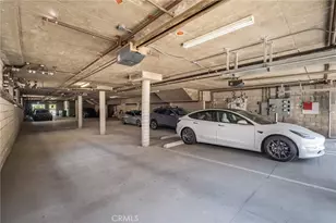1715 Armacost Ave, Los Angeles, CA 90025 - Photo 39