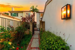54 Willow Tree, Irvine, CA 92612 - Photo 3