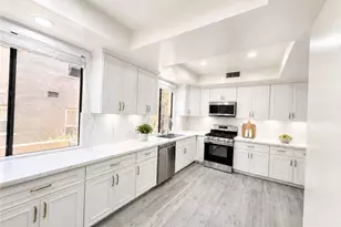 235 S Tower, Beverly Hills, CA 90211 - Photo 5