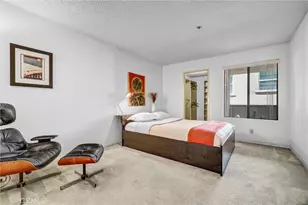35 Linden Ave, Long Beach, CA 90802 - Photo 9