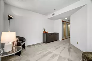 35 Linden Ave, Long Beach, CA 90802 - Photo 31