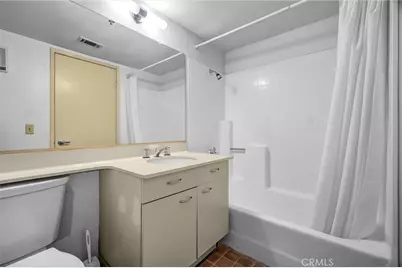 35 Linden Ave Unit 304, Long Beach, CA 90802 - Photo 33