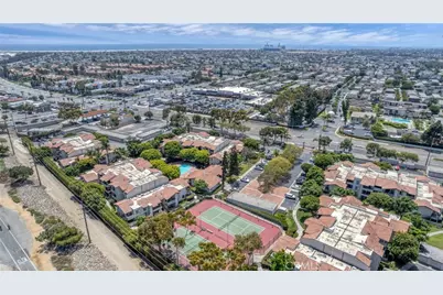21372 Brookhurst Street #322, Huntington Beach, CA 92646 - Photo 5