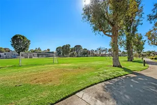27 Campanero, Irvine, CA 92620 - Photo 25