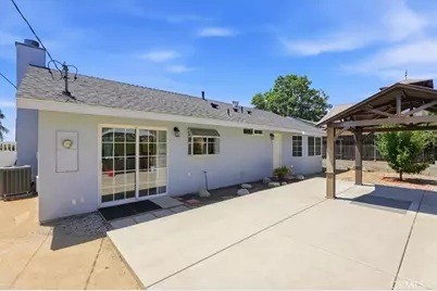 5403 Elm, San Bernardino, CA 92404 - Photo 29